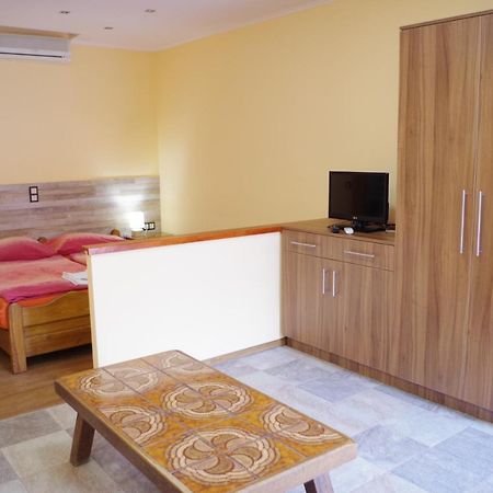 Aranyhal Apartman Hévíz Esterno foto
