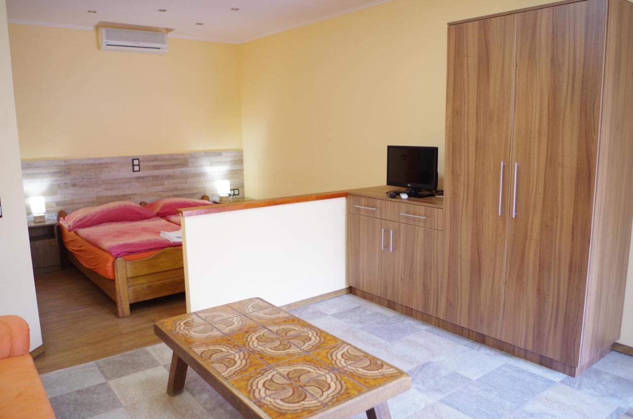 Aranyhal Apartman Hévíz Esterno foto