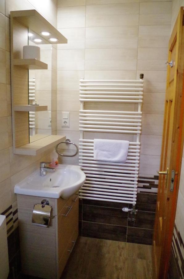 Aranyhal Apartman Hévíz Esterno foto